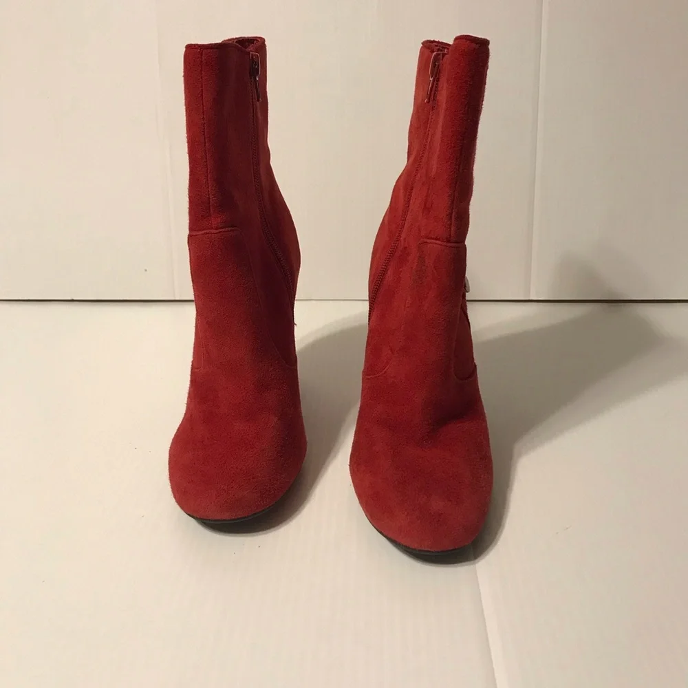 GUESS red suede ankle boots block heel zip up size 7 M - Picture 4 of 12